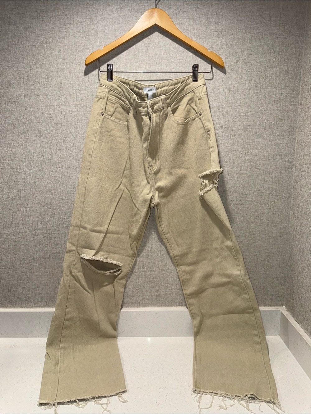 {F21} Women’s Distressed Wide-Leg Pants in Beige